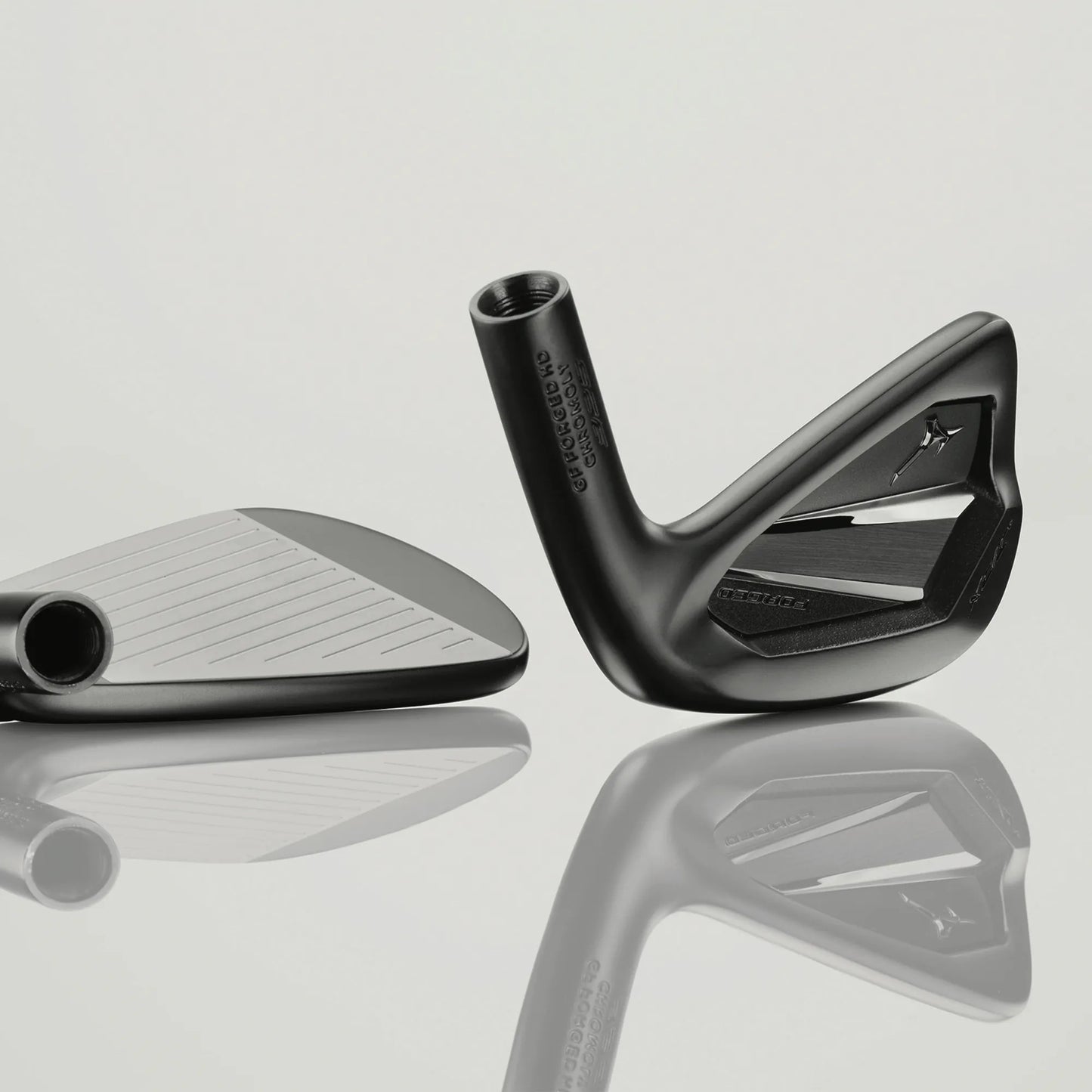 Mizuno JPX 925 Forged Black Golf Irons - Steel